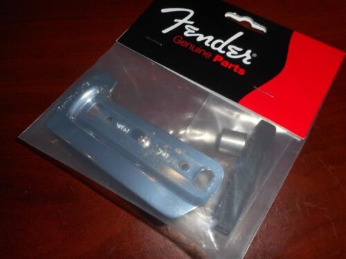 NEW Genuine Fender '62 Jaguar Mute Assembly Kit, 099-2082-000 - Afbeelding 1 van 1