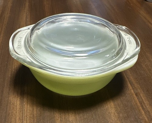 Vintage Pyrex Glass Lime Green 080 Mini Casserole 8 oz Clear Lid 0-086 ...