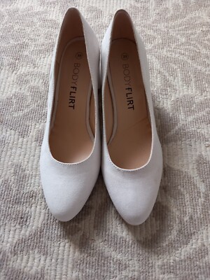 Damen Schuhe Pumps, Gr.39, beige, nur einmal getragen