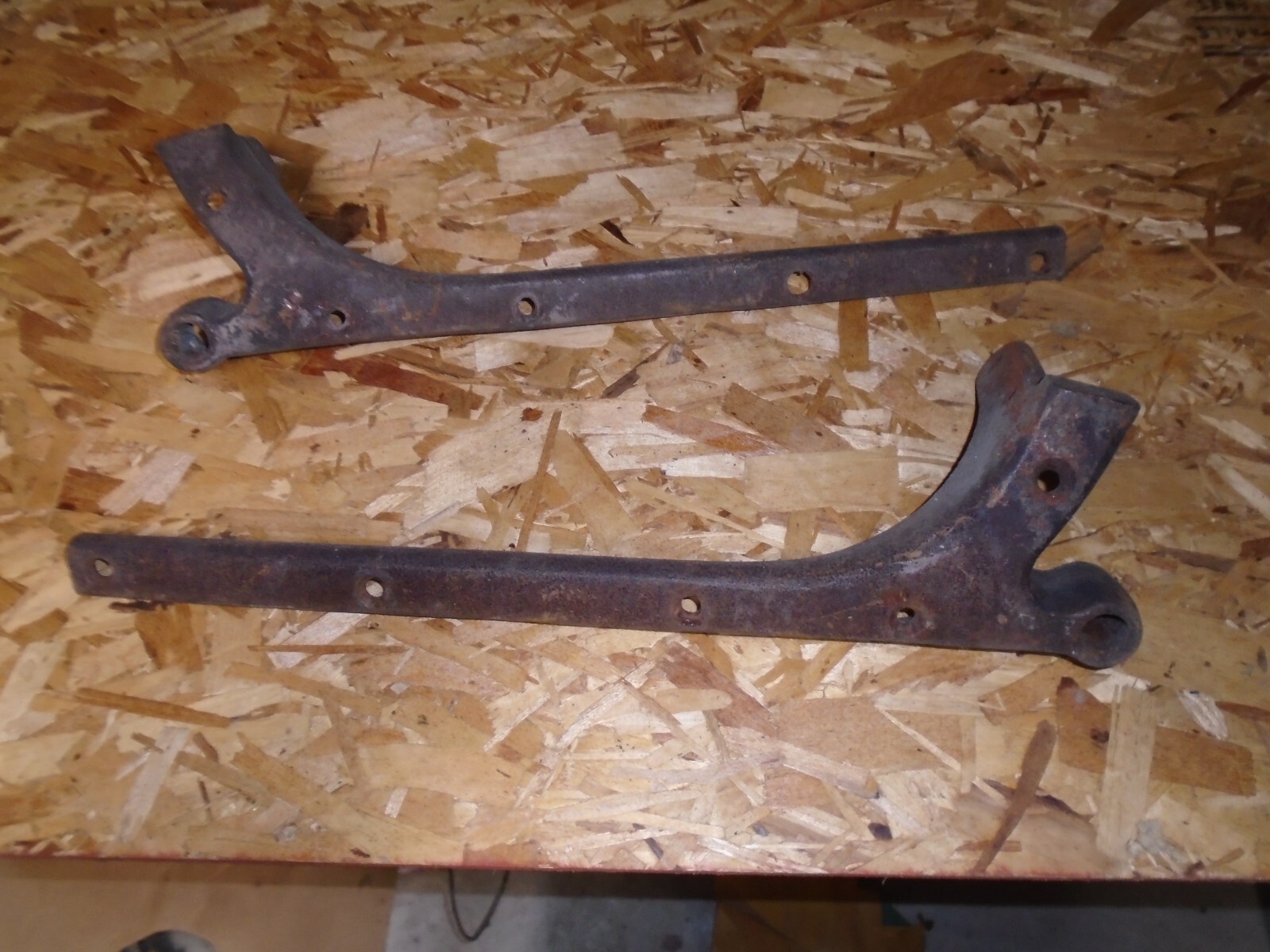 1926,1927,1928,1925 buick pontiac ford buick roadster windshield posts stude