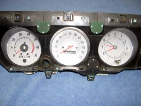 Medidores de cara blanca para Chevrolet Monte Carlo El Camino SS 1970-1972 Foto 2 de 4