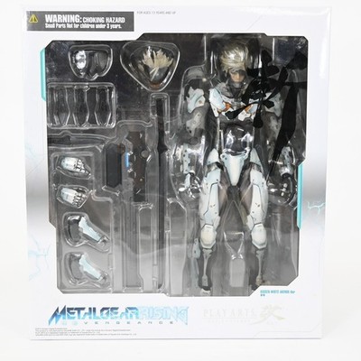 Square Enix Play Arts Kai Raiden White Armor Ver Metal Gear Rising Figur
