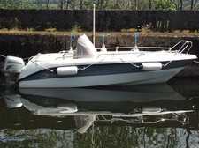 centre console boat