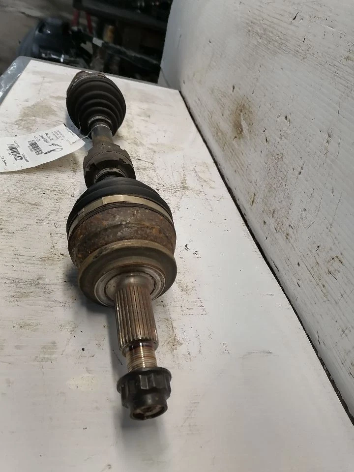 Eje conductor eje delantero VIN F quinto dígito AWD compatible con 13-18 RAV4 1539365 Foto 2 de 4