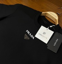 T-shirt PRADA L/M taglie disponibili