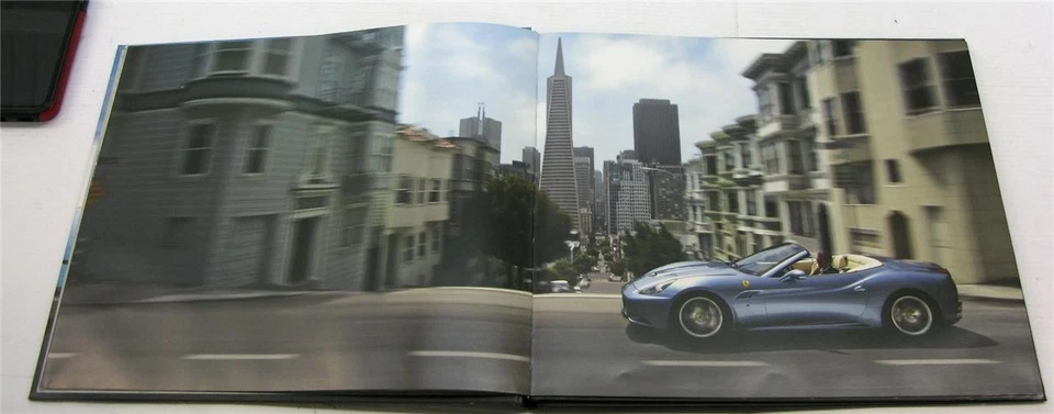 FERRARI California 2009 Car Sales Brochure 2008 #95998073 Eng/Italian Text - Image 2 of 4