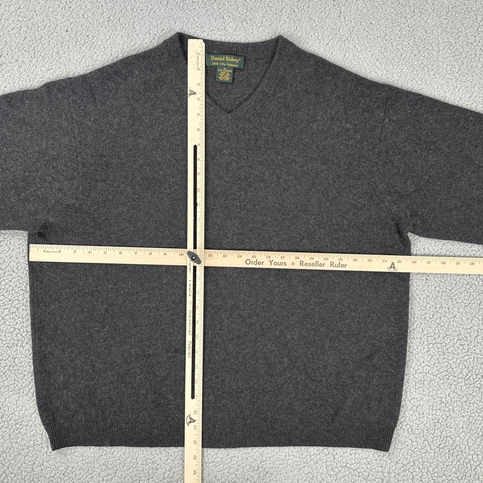 Suéter Daniel Bishop 100 % cachemir para hombre XL gris oscuro cuello en V suéter de lujo Foto 4 de 4