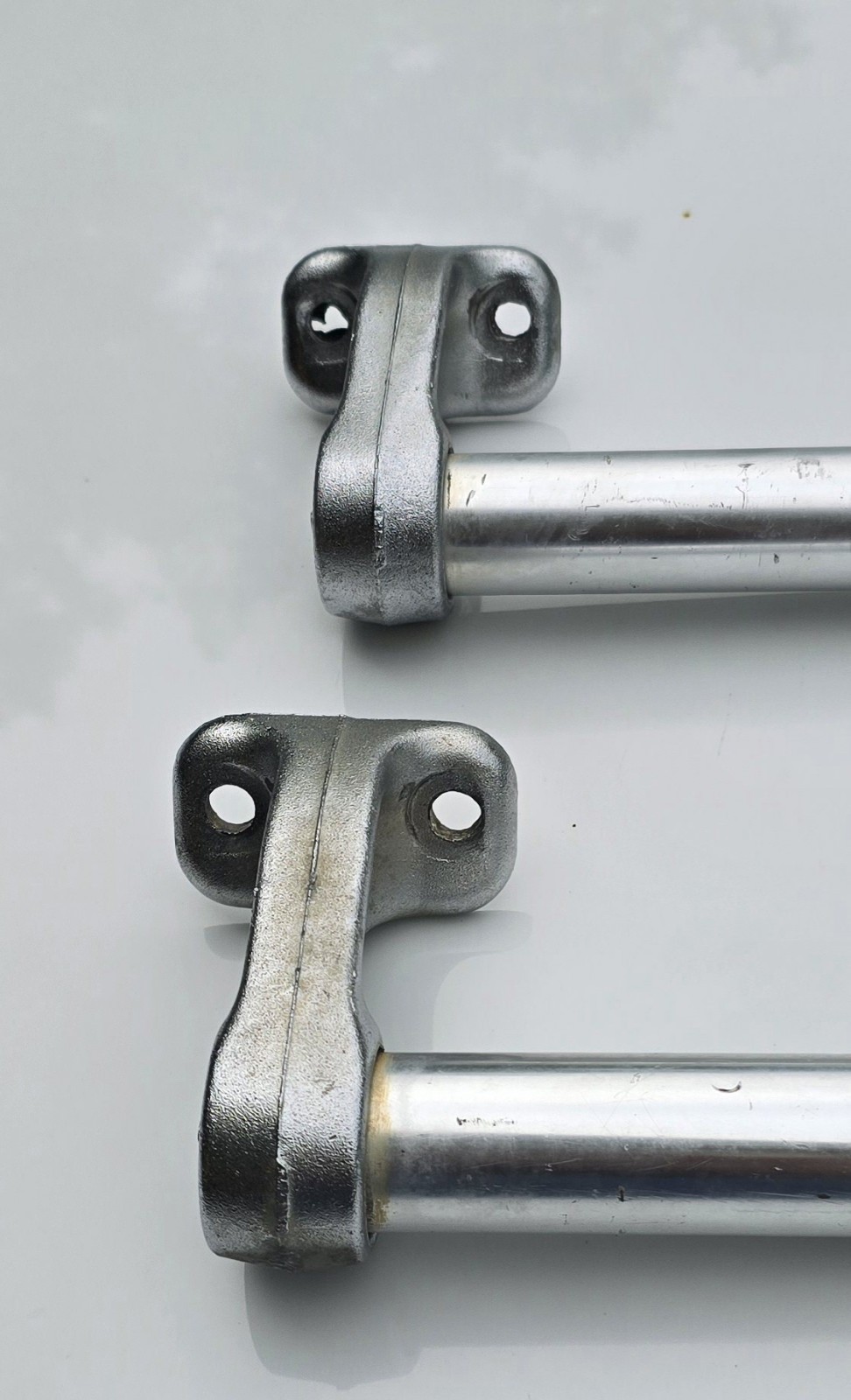 Freightliner Aluminum Grab Handles 34"(pre-owned)(2 handles)