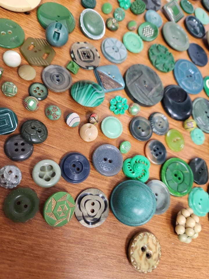 Buttons Lot of 150+ Blues Assorted Vintage & Antique - Image 3 of 4