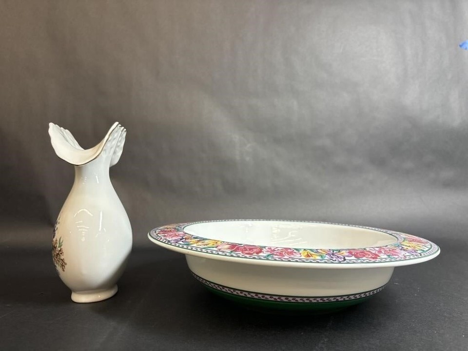 Elizebeth Arden Blue Grass Fluffy Milk Bath, Large Bowl, & Southern