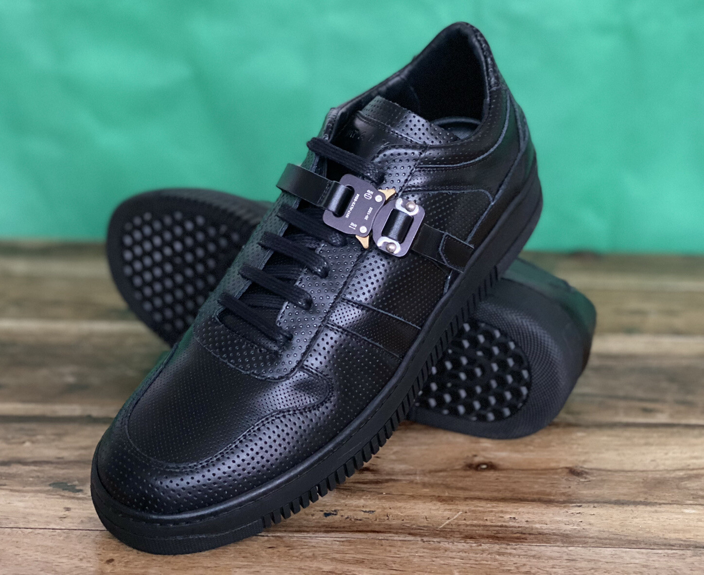 1017 alyx 9sm Leather Buckle Low Brand New Trainer Black Size 10UK 