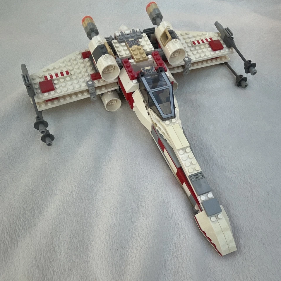LEGO Star Wars 6212 X-wing Fighter, photo 1 sur 5