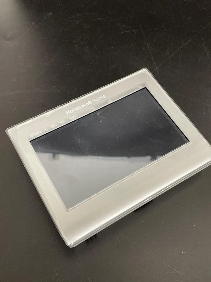 Honeywell Home RTH9585WF1004 Wi-Fi Smart Color Thermostat-GRAY - Image 2 of 4