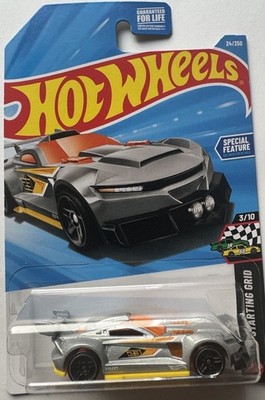 2026 Hot Wheels HW STARTING GRID 3/10 Track Ripper 24/250 (Silver)