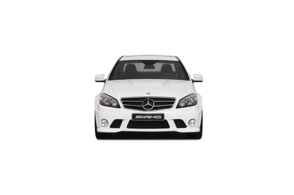 Mercedes C63 AMG 2007 weiß Modellauto 1:18 GT Spirit - Bild 4 von 4