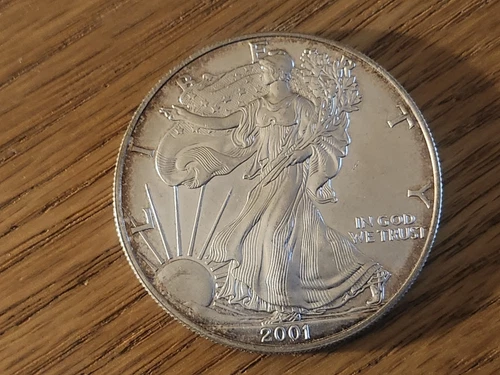 2001 AMERICAN EAGLE FINE SILVER UNC 1 TROY OUNCE COIN