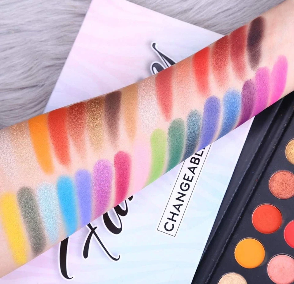 Highly Pigmented Eye Makeup Palette, Matte Shimmer Metallic Eyeshadow Pallet 40 - Image 3 of 4