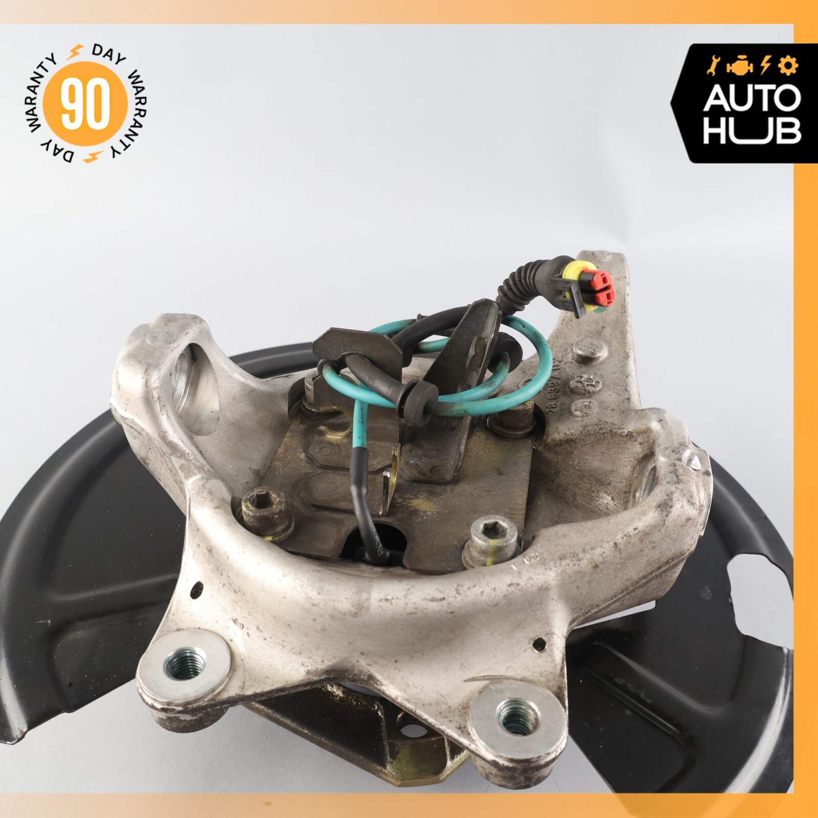 02-05 Maserati M138 Coupe 4200 Front Right Side Spindle Knuckle Hub OEM 67k