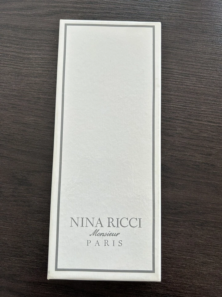 Nina Ricci Monsieur Paris - Juego de corbatas vintage de seda con pañuelo de bolsillo Foto 2 de 4