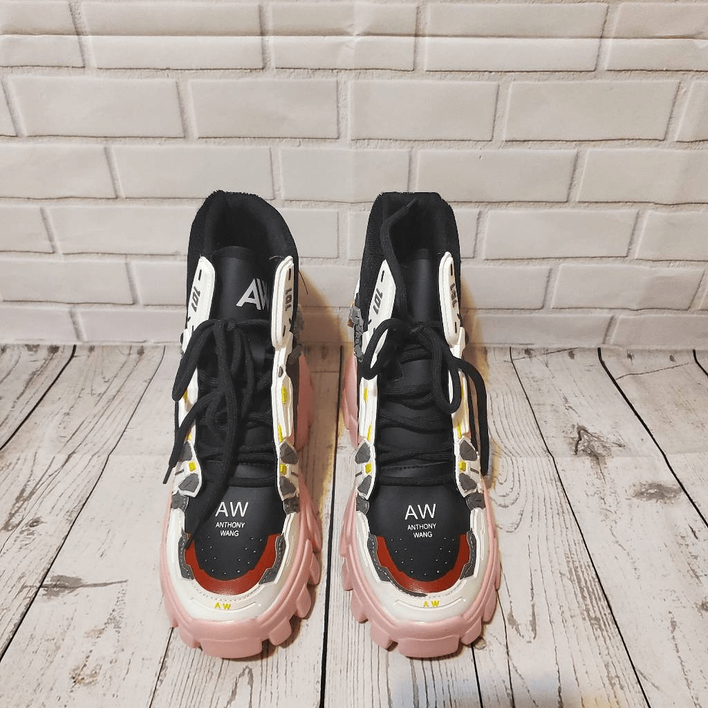 【最終価格】ANTHONY WANG S 04 PINK ガンダム　スニーカー 最終価格】ANTHONY WANG S 04 PINK ガンダム スニーカー - メルカリ