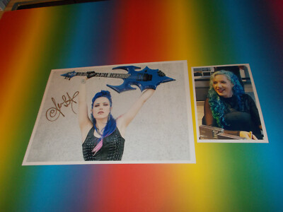 Alissa White-Gluz Arch Enemy signed signiert  Autogramm auf 20x28 Foto in person