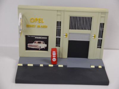 Opel Collection Autohaus Auto Werkstatt Ernst Maier 1:43 OVP Tankstelle DIORAMA 