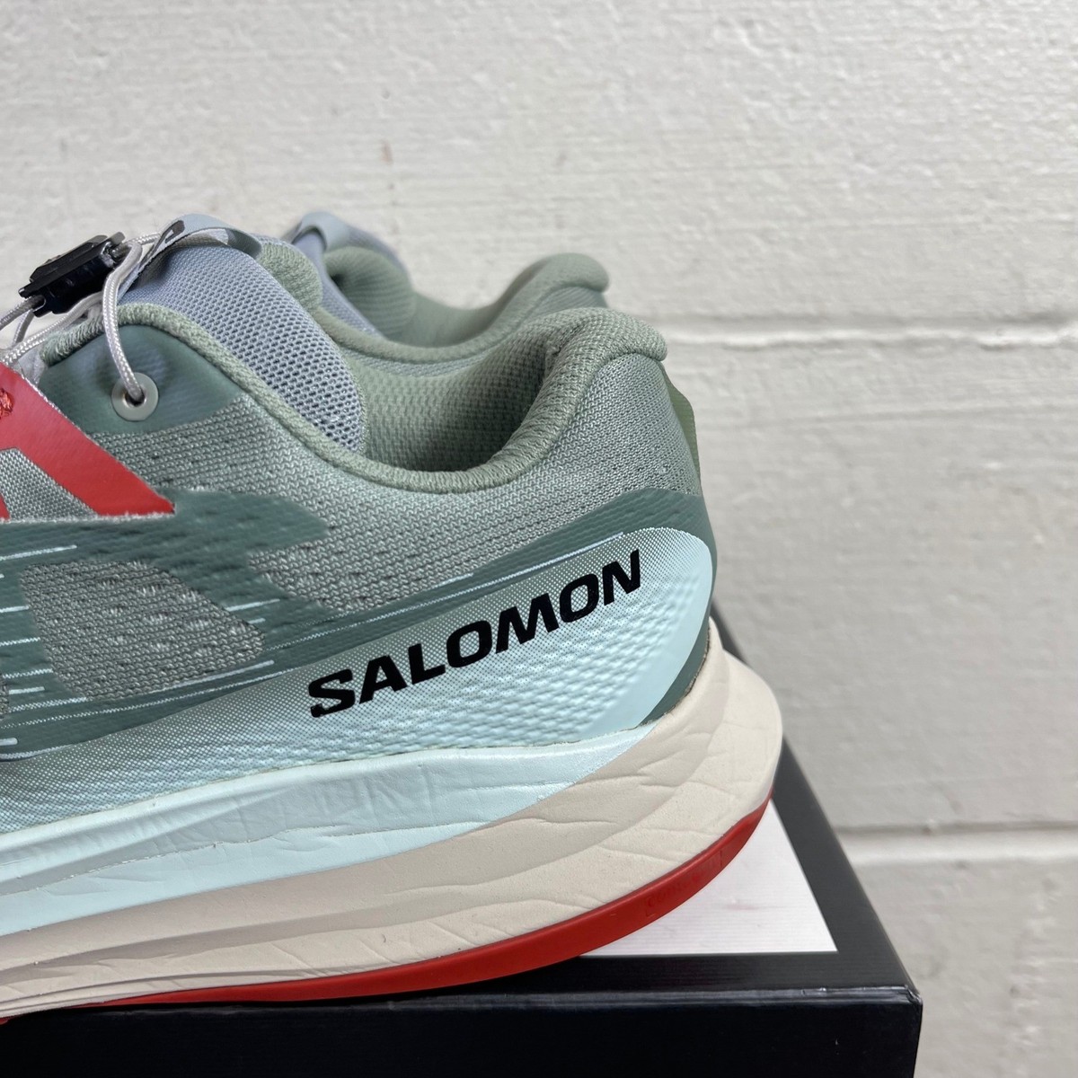 Salomon Ultra Glide 2 Lily Pad Bleached Aqua Trail Running 