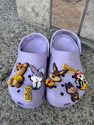 Crocs Classic Clog Lavender Size M5/W7 with Assorted Jibbitz Charms