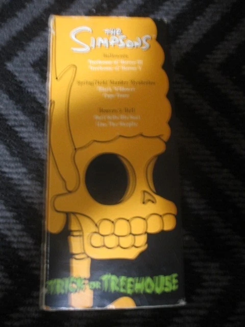 The Simpsons Trick or Treehouse- Three VHS Set.Complete Box Set 2000 oop set. - Image 3 of 4