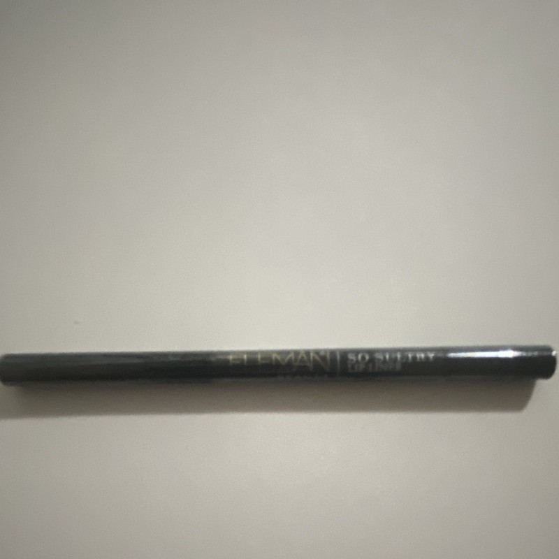 Eleman Beauty So Sultry Pink Lip Liner Pencil - So Sultry Model