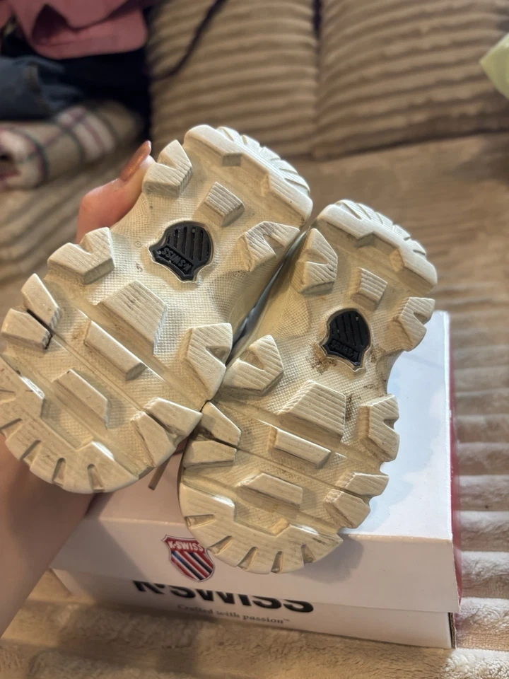 Zapatillas de cuero blancas vintage K-Swiss para niños talla 5 Foto 3 de 4