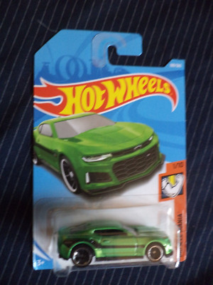 Neu versiegelt 2017 Camaro ZL1 Muscle Mania Hot Wheels Spielzeugauto FJX73-D7C3 G1 grün