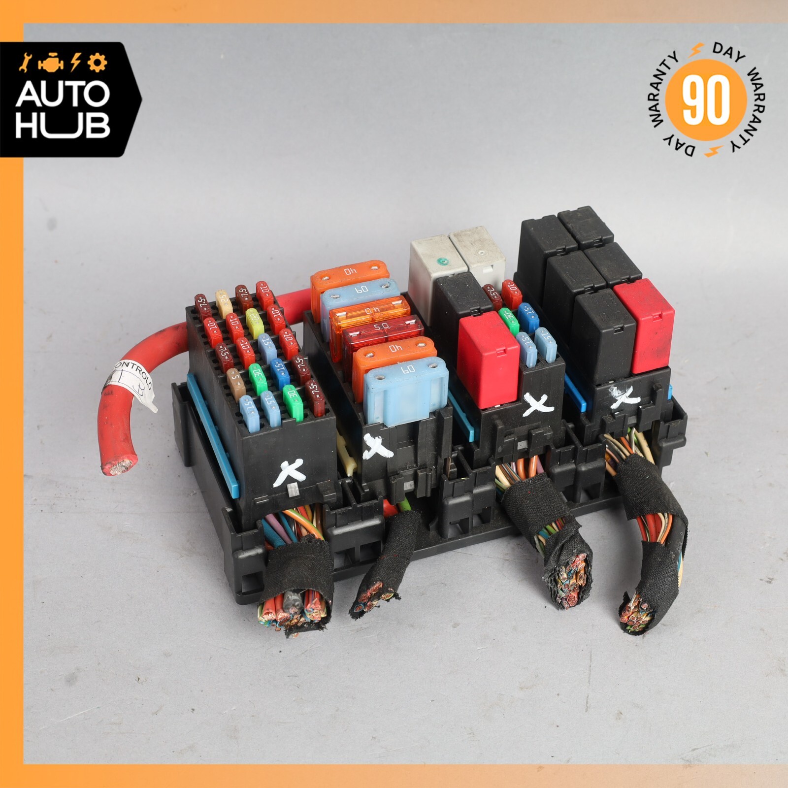 08-10 Maserati GranTurismo M145 4.2L Front Engine Bay Fuse Box 240393 OEM 70k