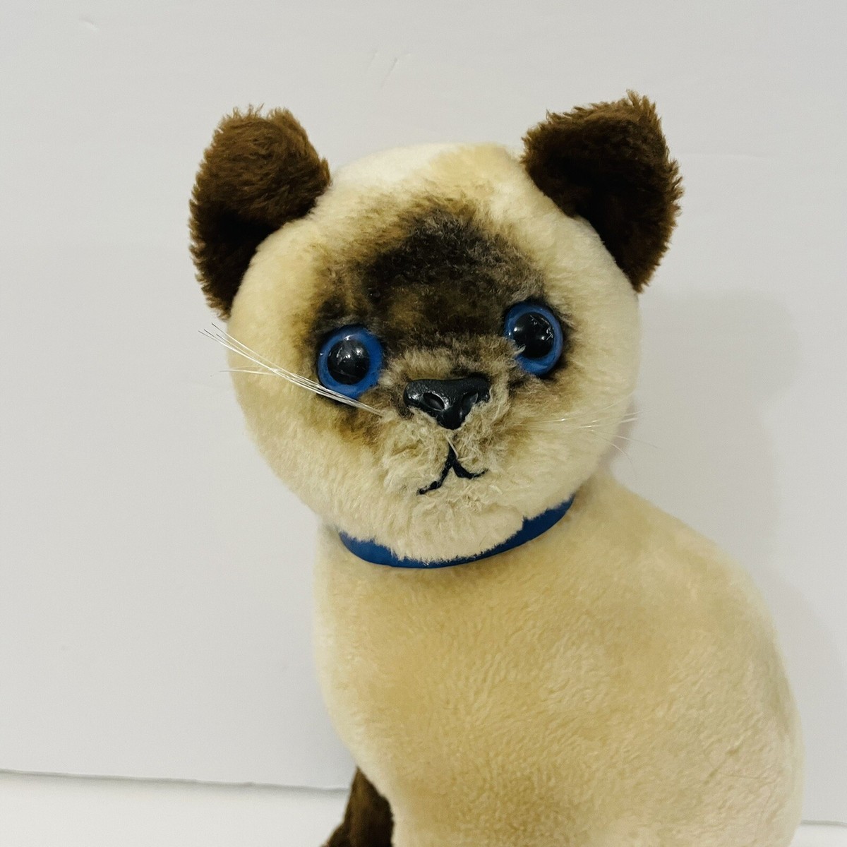 Vintage 1980 Dakin Fun Farm Siamese Blue Eyed Plush Cat 12