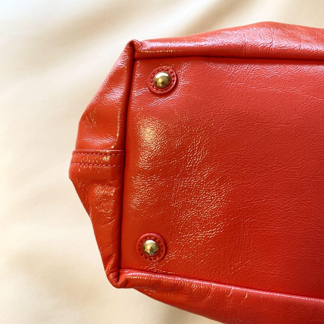 Borsa Yves Saint Laurent Boston pelle smalto rosa salmone usata