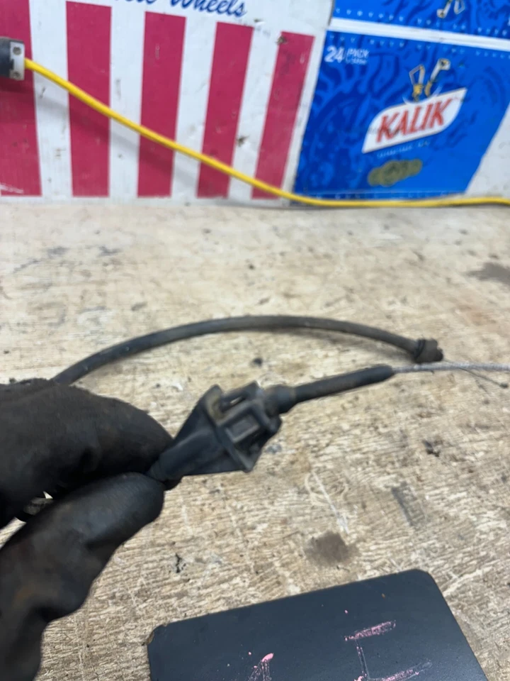 Dodge W150 D250 318 360 1988-1993 EFI cuerpo del acelerador cable del pedal del acelerador V8 5,9 5,2 Foto 2 de 4