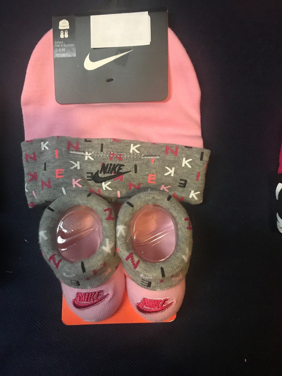 Nike Air Jordan Crib Booties Socks Beanie Hat Set Newborn Baby Boy Girl