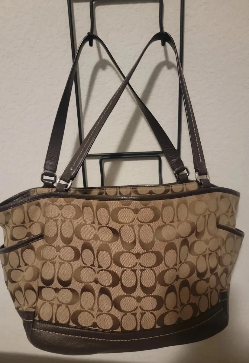 Coach carrie tote clearance