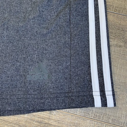 Adidas Mens Athletic Shorts Size Large Gray/White 9” 100% Poly 100% Flawless B6 - Picture 6 of 24