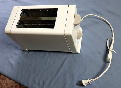 Black & Decker Retro Toaster T20 Wide Slot Two Slice White