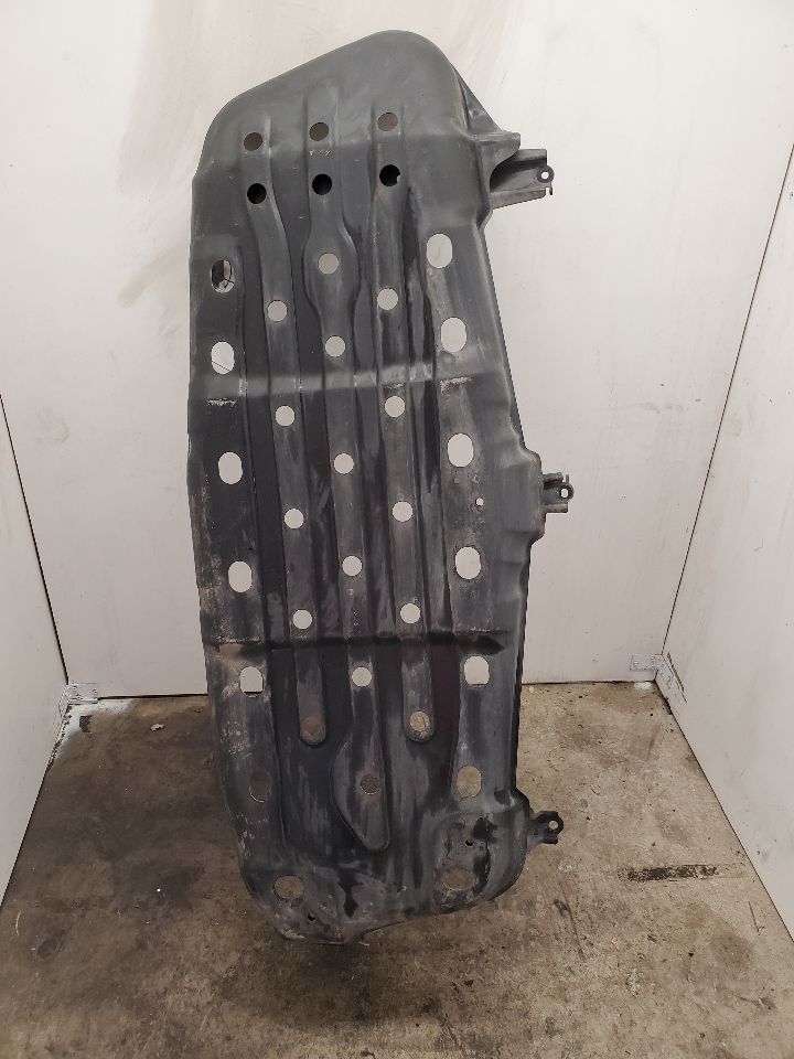 Toyota Sequoia SR5, Fuel Tank Metal Guard Only, 2001-2004