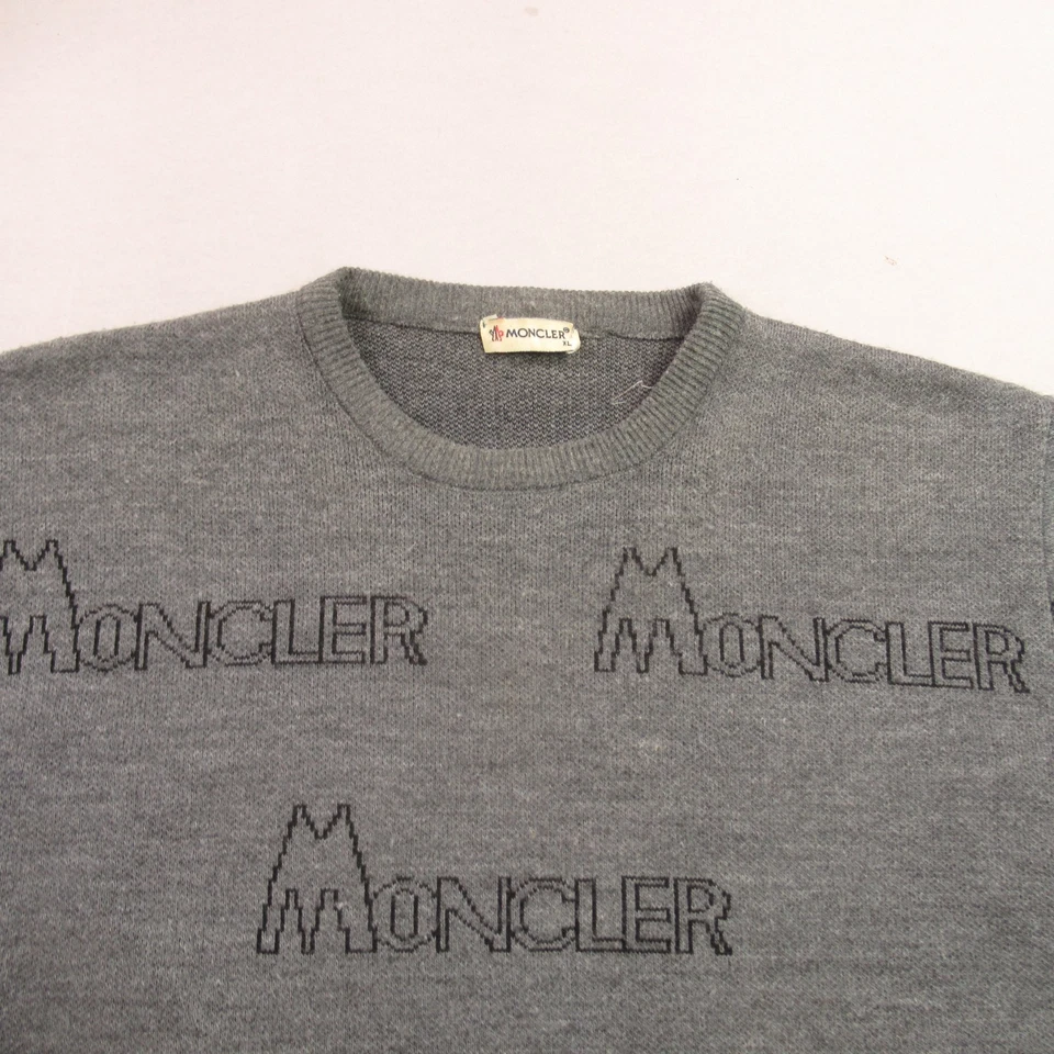 Moncler Suéter Para Hombres XL Manga Larga Cuello Redondo Informal Gris Ligero Foto 3 de 4