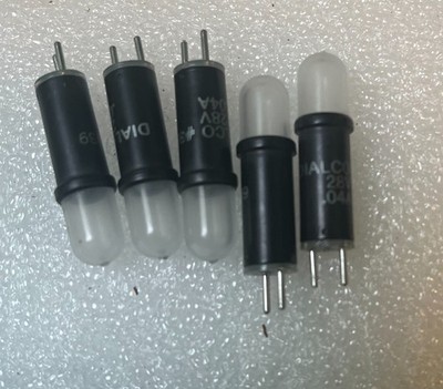 5 Pcs Vintage Dialco #39 28V 40mA Panel Mount Indicator Lamps Frosted