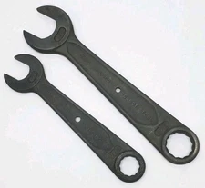 VINTAGE AUTO TOOL INDESTRO SELECT STEEL COMBINATION 2 PIECE WRENCH SET 
