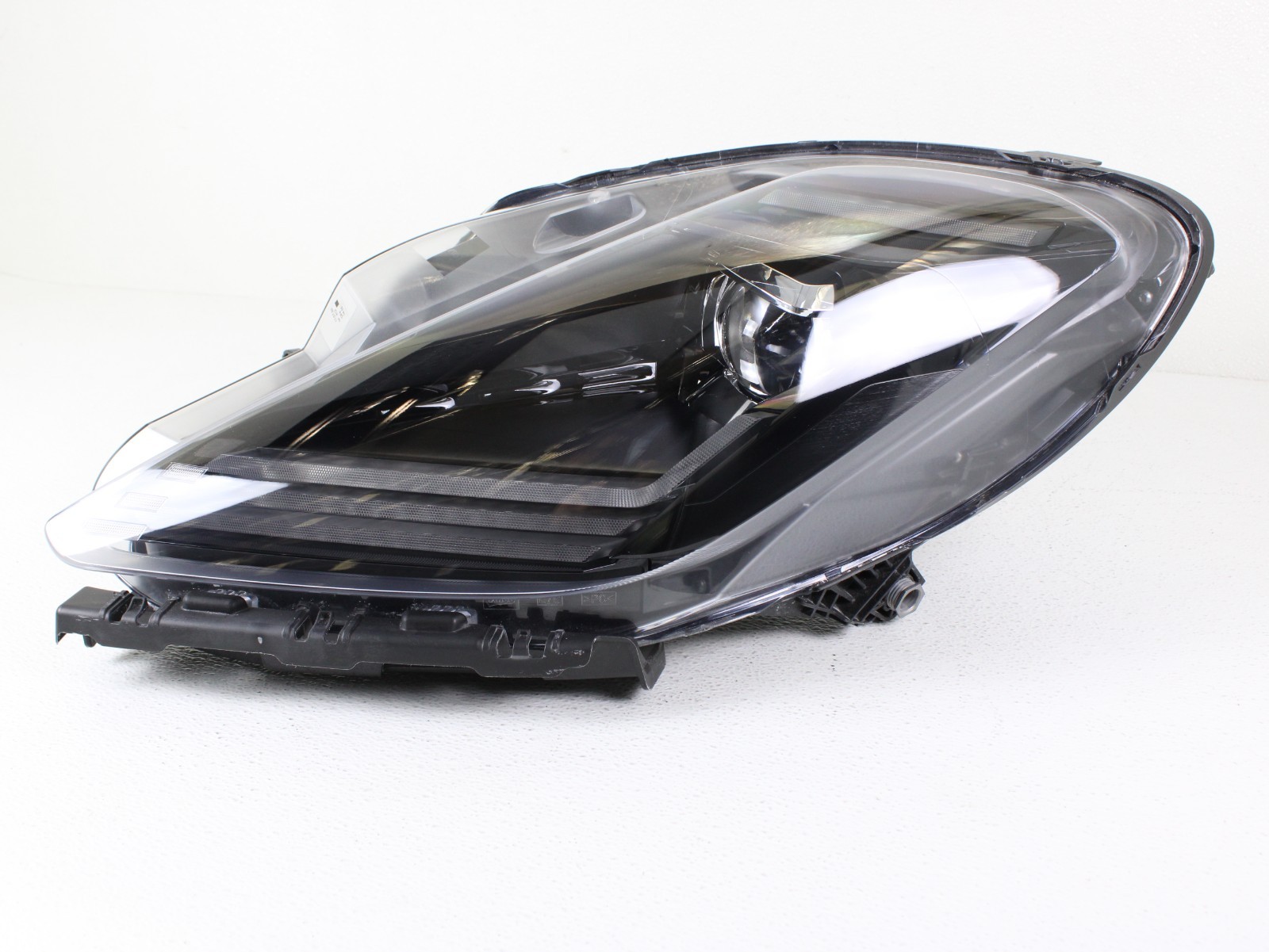NICE! COMPLETE! 2022-2025 MASERATI MC20 LH LEFT DRIVER SIDE LED HEADLIGHT OEM