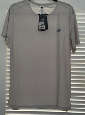 NWT- New Balance Men's Large/Slim T-Shirt White Short Sleeve Athletic-B400