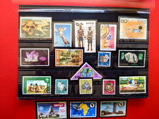 Briefmarken Kenia gestempelt, alle Marken sind in schwarzen Klemmtaschen