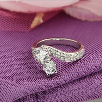 2.30Ct Round Cut Simulated Diamond Unique Wedding Ring In 14k White Gold Plated