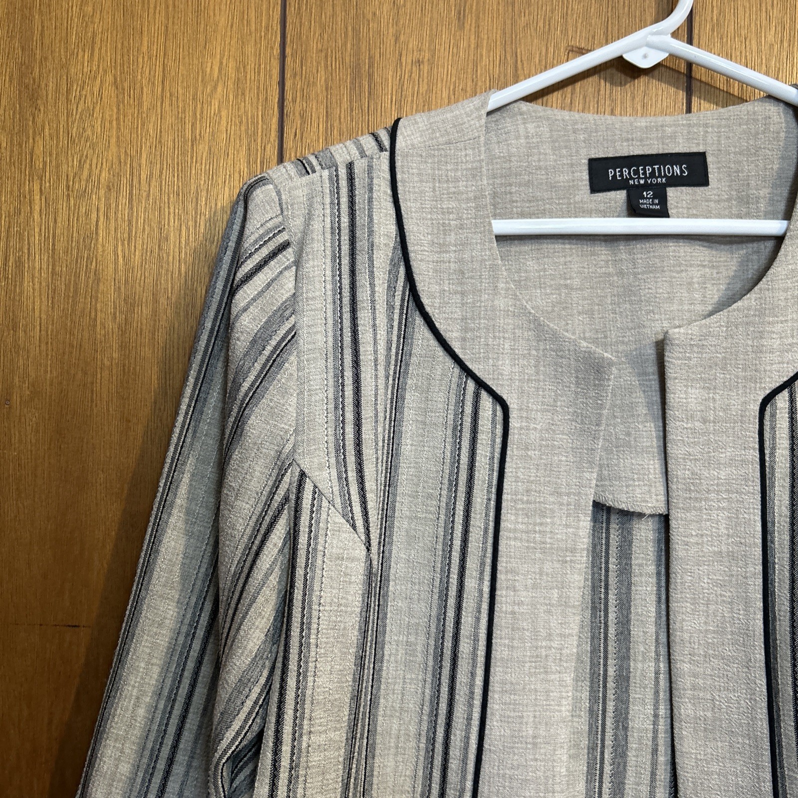 Perceptions Womens Jacket 12 Blazer Pintucked Sle… - image 3