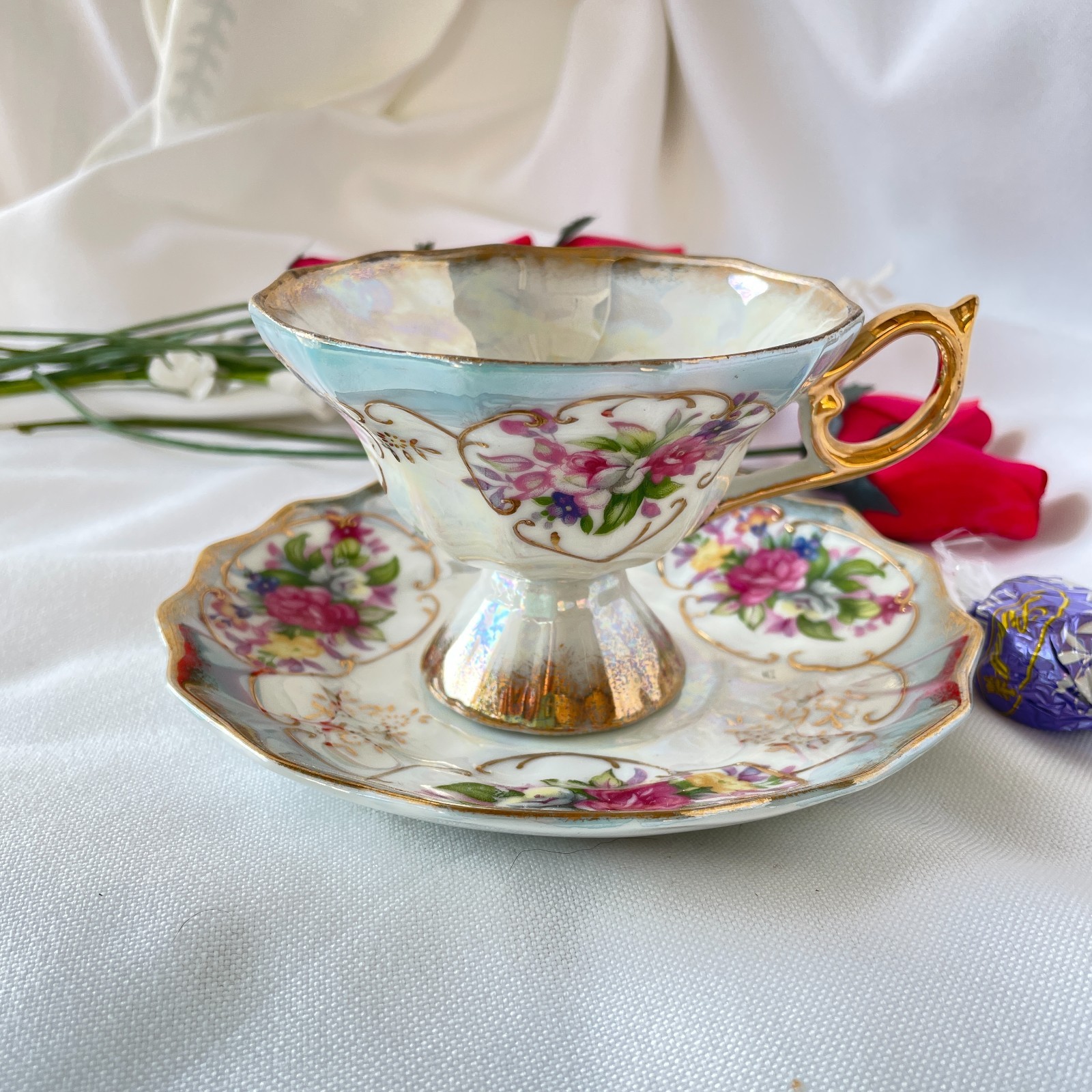Vintage Bone China Lusterware Footed Teacup Saucer Pink Roses Japan (West Pac?)